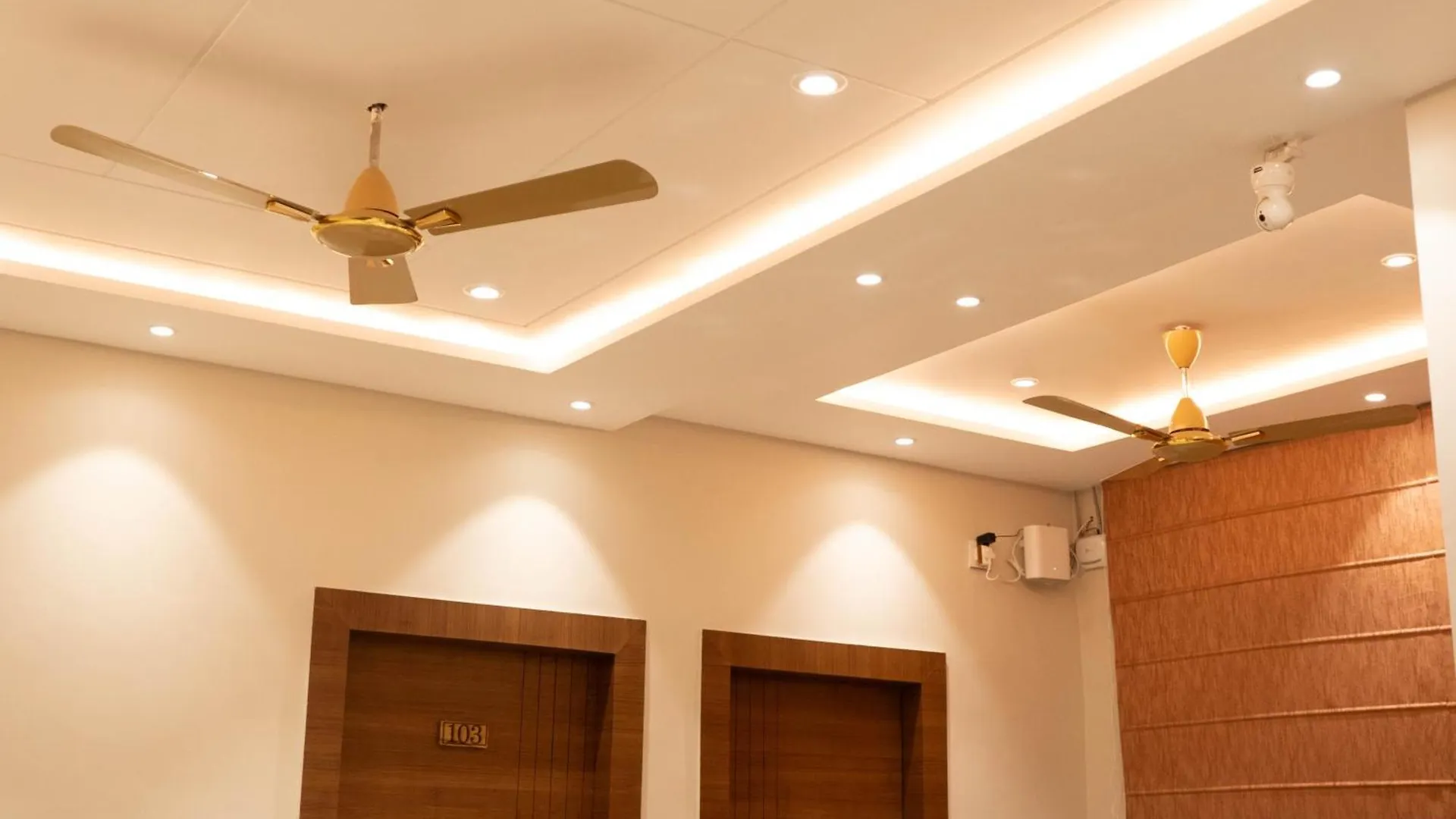 Golden Grove Homestay Varanasi India