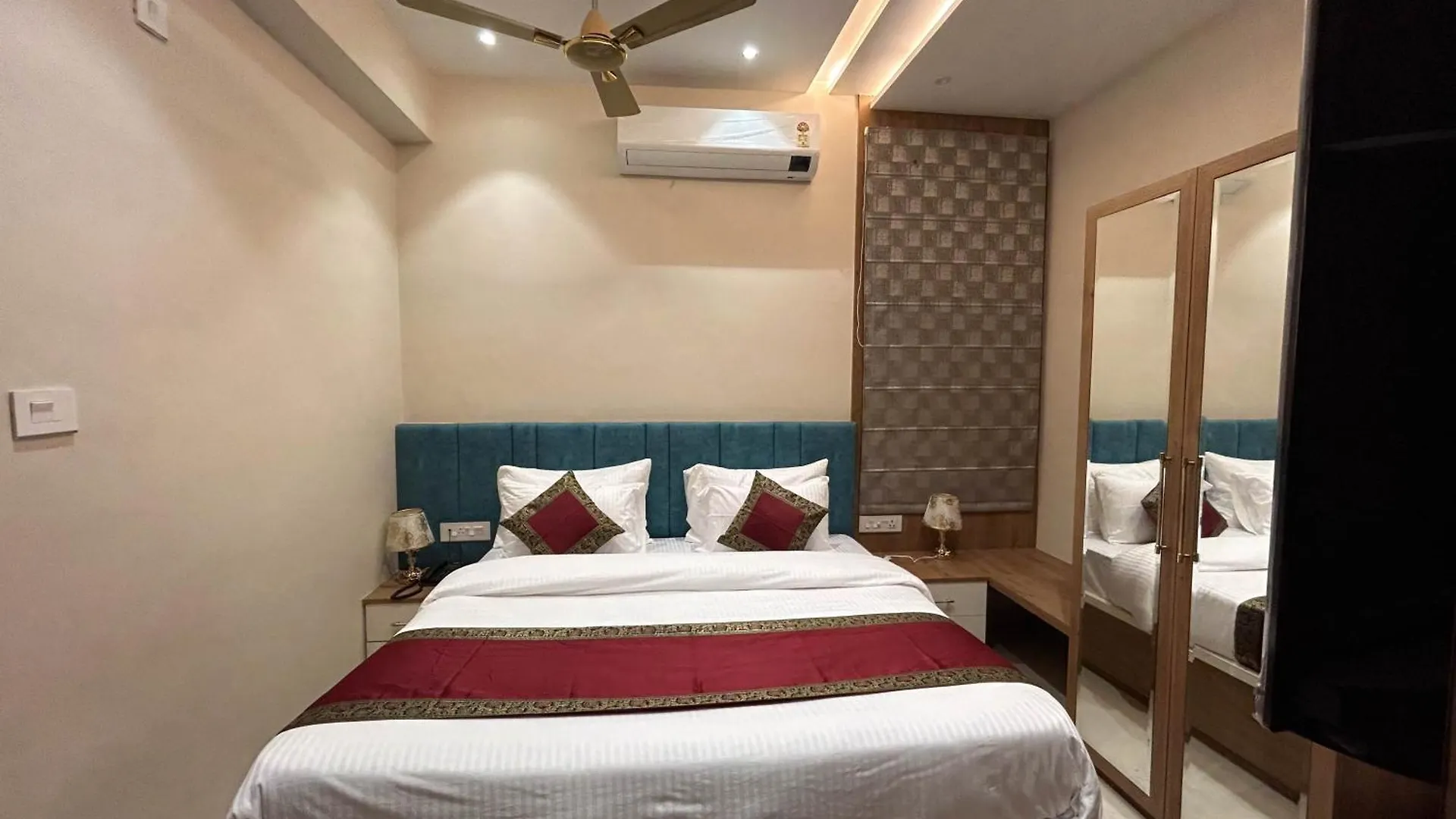 Golden Grove Homestay Varanasi