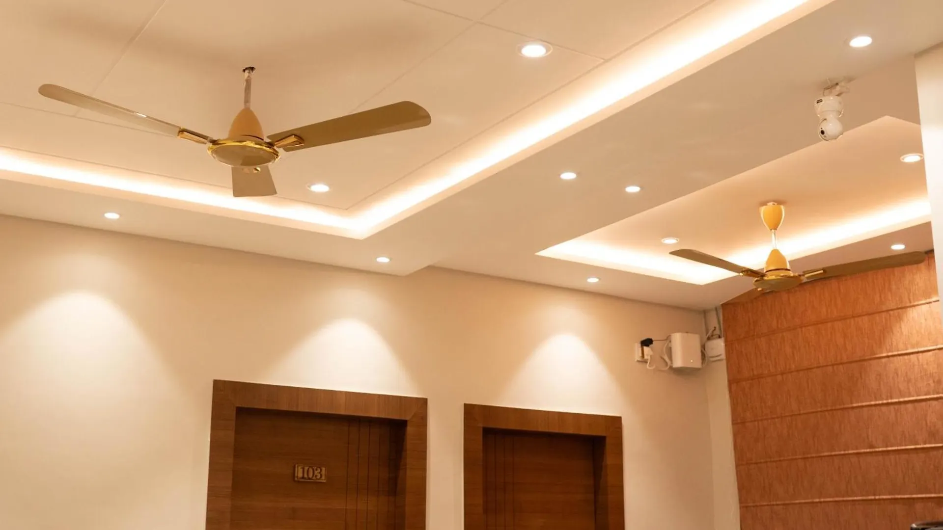 Golden Grove Homestay Varanasi