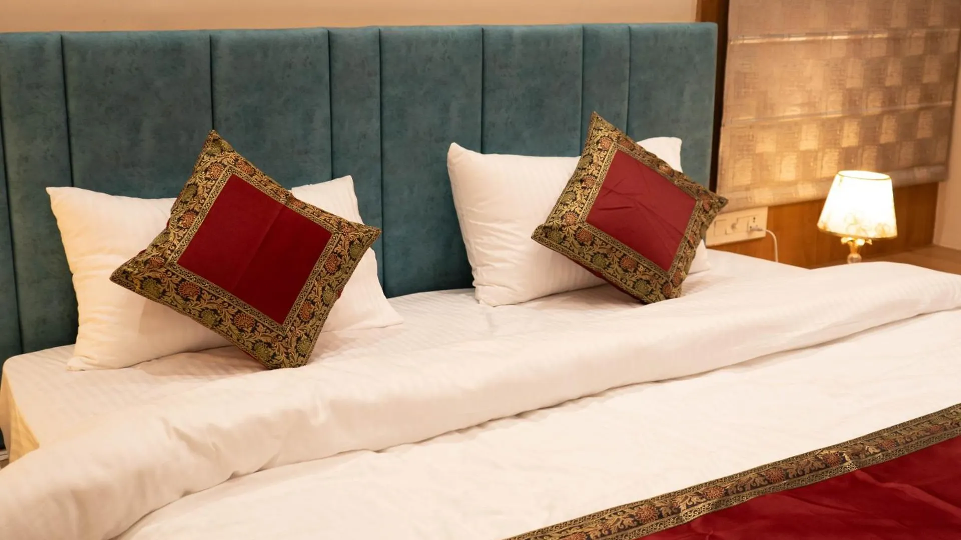 Golden Grove Homestay Varanasi Bed & Breakfast