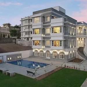 **** Hotel Boheda Manor - Luxury Retreat India