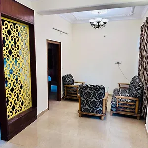  Bed & Breakfast Florence India